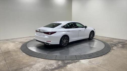 2023 Lexus ES 350 Base