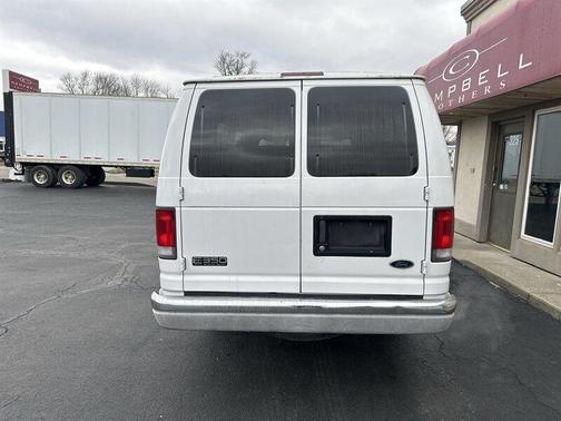 2000 Ford E350 Super Duty XL