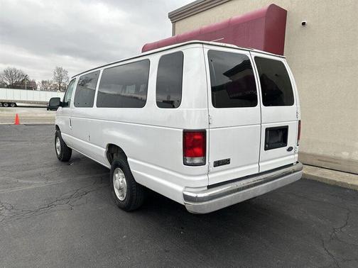 2000 Ford E350 Super Duty XL