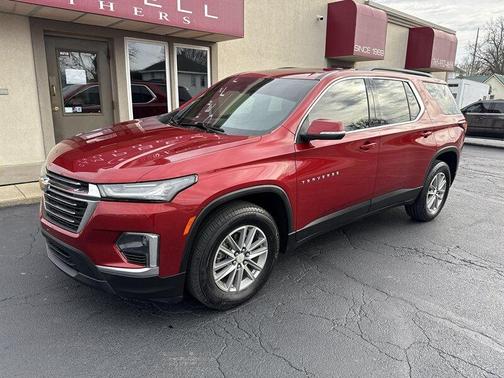 2023 Chevrolet Traverse LT Cloth