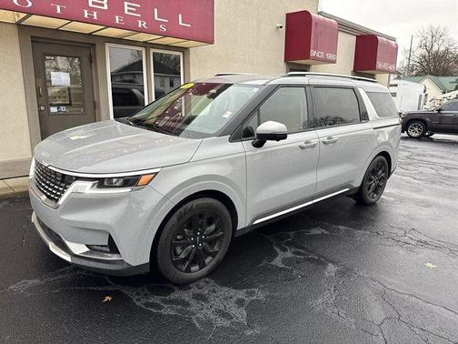 2024 Kia Carnival SX