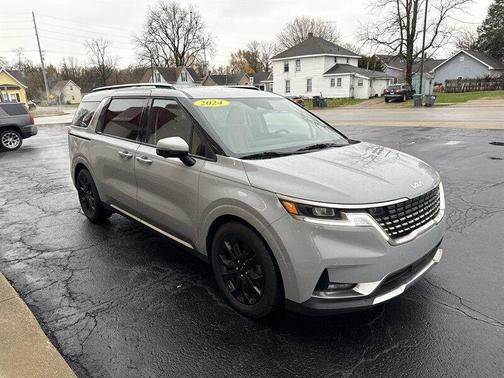 2024 Kia Carnival SX