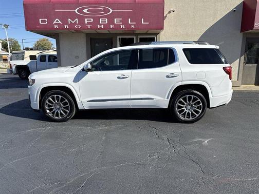 2022 GMC Acadia Denali