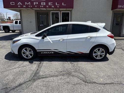 2017 Chevrolet Cruze LT