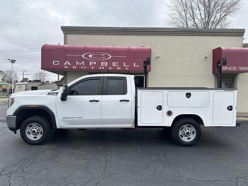 2022 GMC Sierra 2500 Pro