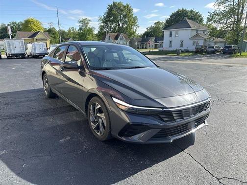 Amazon Gray 2025 Hyundai ELANTRA Limited