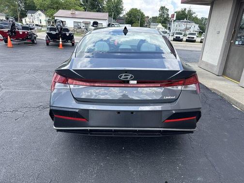 Amazon Gray 2025 Hyundai ELANTRA Limited