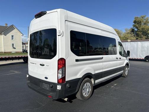 2024 Ford Transit-350 XLT