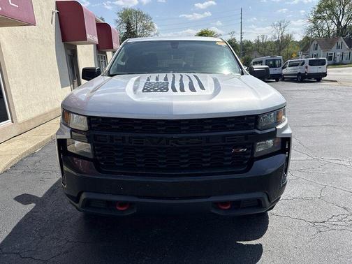 Silver Ice Metallic 2019 Chevrolet Silverado 1500 Custom Trail Boss