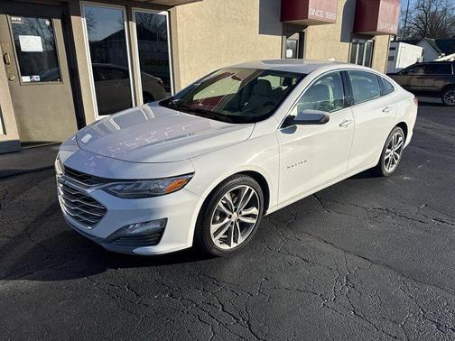 2024 Chevrolet Malibu 2LT