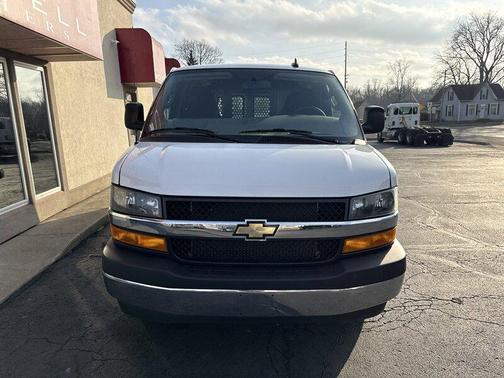 2024 Chevrolet Express 2500 Work Van