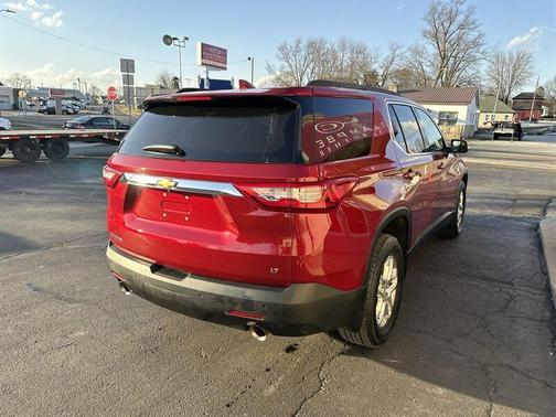 2021 Chevrolet Traverse LT Cloth