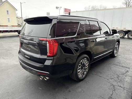 2023 GMC Yukon Denali Ultimate