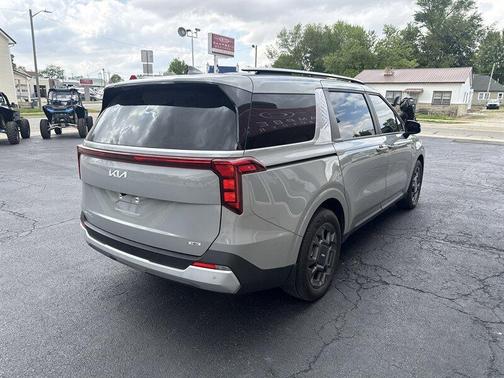 Metal 2025 Kia Carnival Hybrid EX