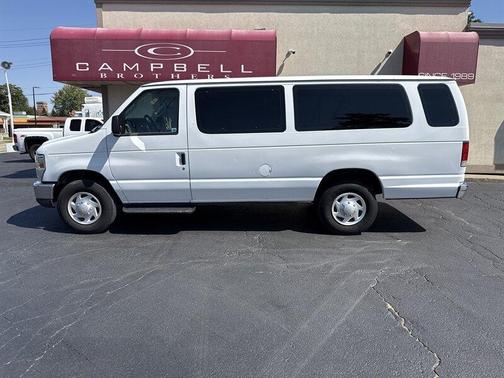 2014 Ford E350 Super Duty XLT