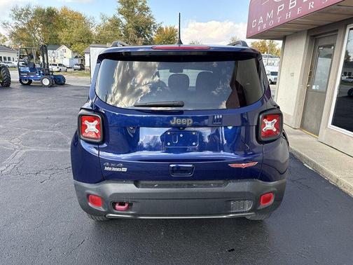 2021 Jeep Renegade Trailhawk