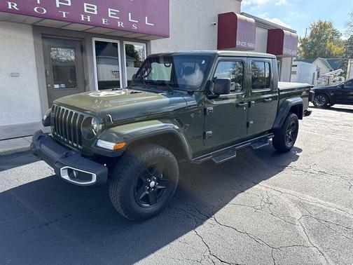 2022 Jeep Gladiator Sport