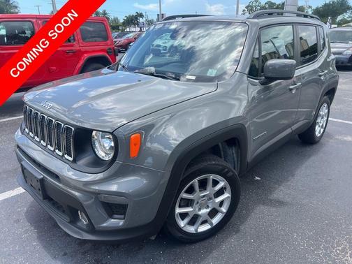 Sting Gray Clearcoat 2021 Jeep Renegade Latitude