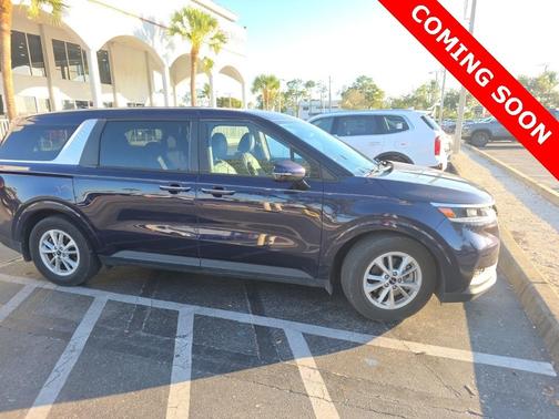 2022 Kia Carnival LXS