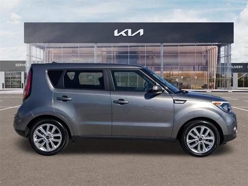 2017 Kia Soul +