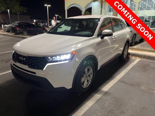2023 Kia Sorento LX