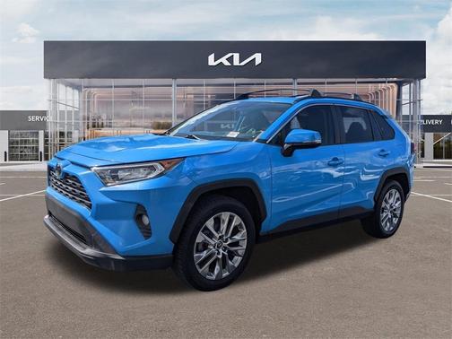 2019 Toyota RAV4 XLE Premium