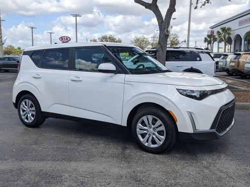 2025 Kia Soul LX