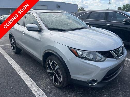 Brilliant Silver Metallic 2019 Nissan Rogue Sport SL