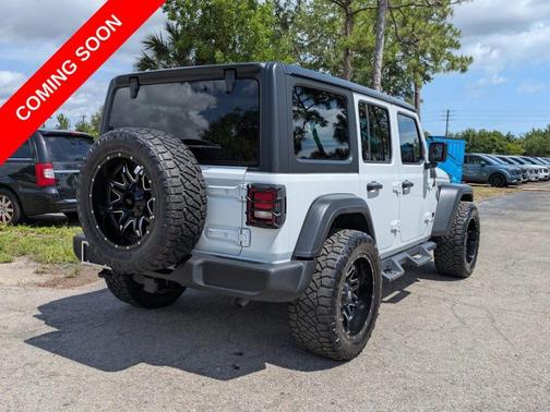 Bright White Clearcoat 2021 Jeep Wrangler Unlimited Sport