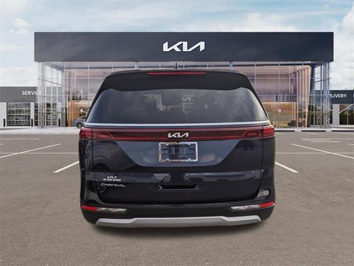2024 Kia Carnival LX