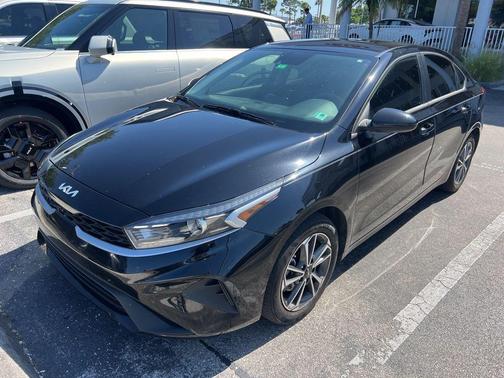 Aurora Black 2023 Kia Forte LXS