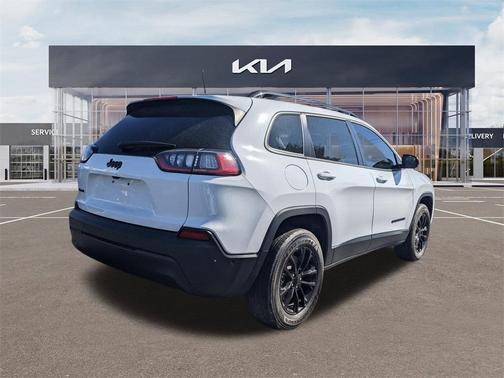 2023 Jeep Cherokee Altitude Lux