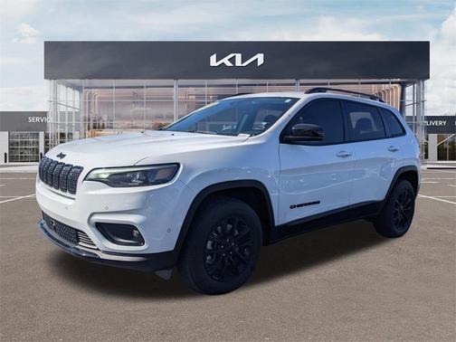 2023 Jeep Cherokee Altitude Lux