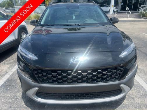 Abyss Black Pearl 2023 Hyundai KONA SEL