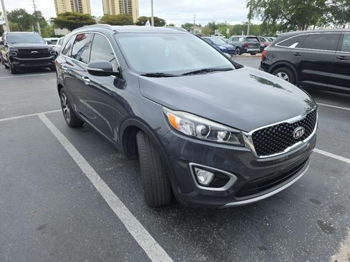 Platinum Graphite 2017 Kia Sorento EX