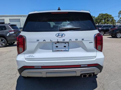 Hyper White 2023 Hyundai PALISADE Limited