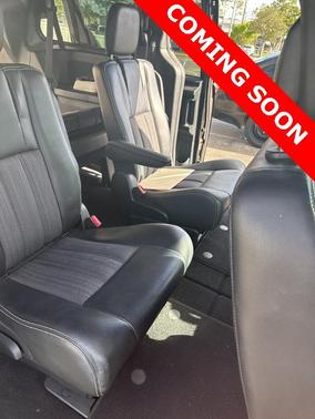 2014 Chrysler Town & Country S