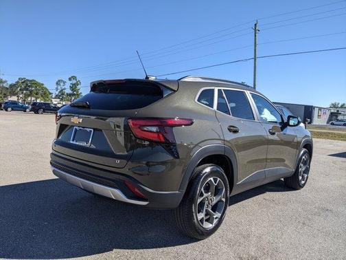 2024 Chevrolet Trax LT