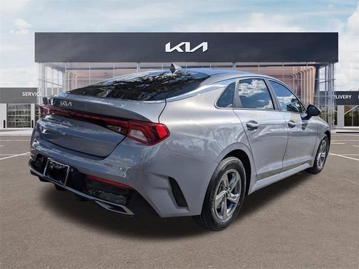 2023 Kia K5 LXS