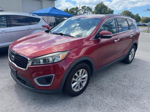 2017 Kia Sorento LX