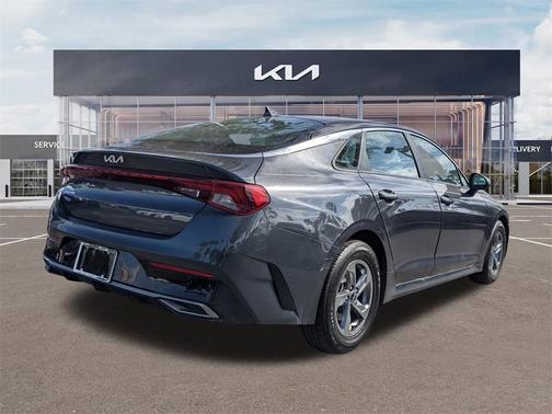 2022 Kia K5 LXS
