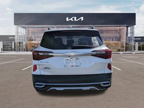 2023 Kia Seltos S