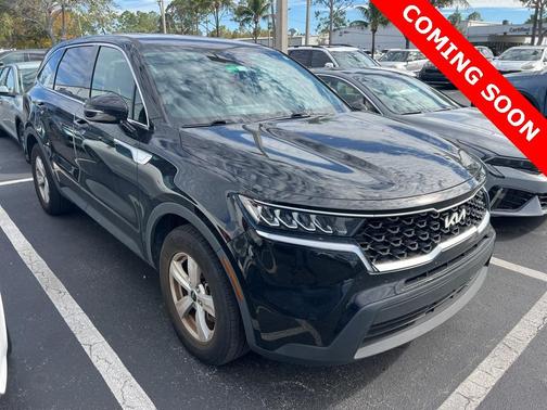 2023 Kia Sorento LX