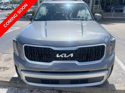 Everlasting Silver 2024 Kia Telluride EX