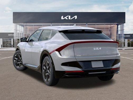 2025 Kia EV6 Wind