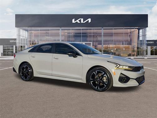 2022 Kia K5 GT-Line