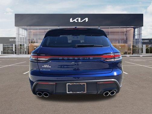 2023 Porsche Macan T