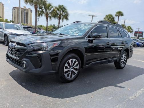 Crystal Black Silica 2024 Subaru Outback Premium