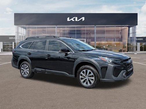 Crystal Black Silica 2024 Subaru Outback Premium