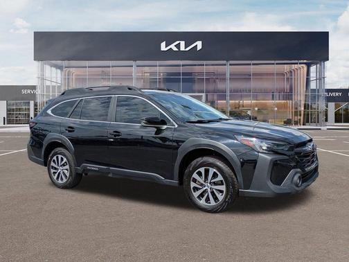 Crystal Black Silica 2024 Subaru Outback Premium